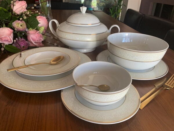 set farfurii 12 persoane