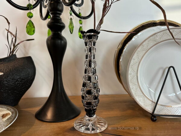 VAZA NEAGRA 23 CM CRISTAL DE BOHEMIA -LADA